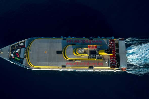 Ferry a La Gomera
