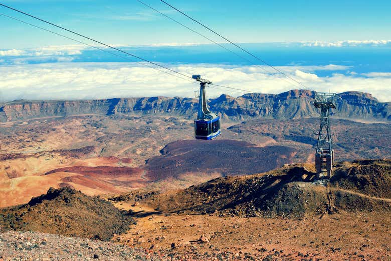 Mar de nuvens do teleférico do Teide