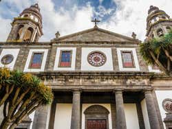 Fachada da catedral de La Laguna