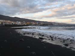 Praia negra de Candelaria